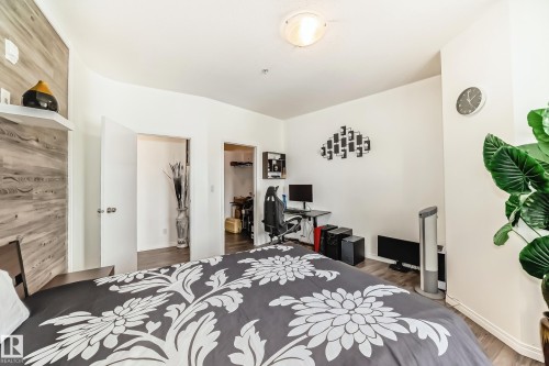 207 4316 139 Avenue, Edmonton, AB - Indoor Photo Showing Bedroom