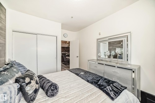 207 4316 139 Avenue, Edmonton, AB - Indoor Photo Showing Bedroom