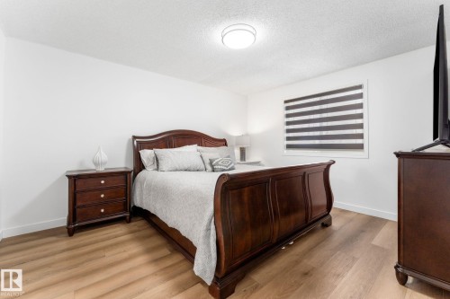802 Mcleod Avenue, Spruce Grove, AB - Indoor Photo Showing Bedroom