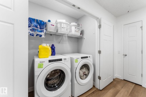 802 Mcleod Avenue, Spruce Grove, AB - Indoor Photo Showing Laundry Room