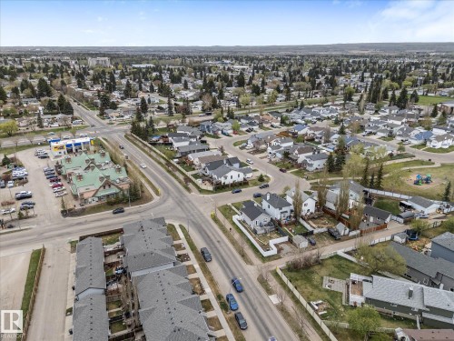802 Mcleod Avenue, Spruce Grove, AB - Outdoor With View