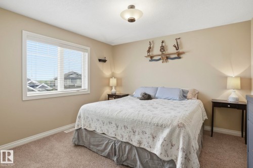 10 Verona Crescent, Spruce Grove, AB - Indoor Photo Showing Bedroom