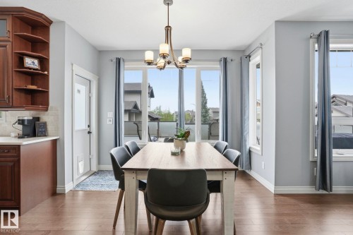 10 Verona Crescent, Spruce Grove, AB - Indoor Photo Showing Dining Room