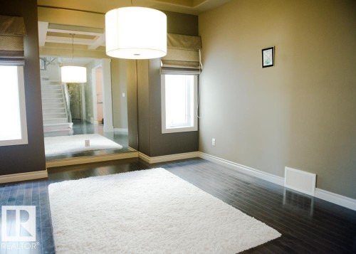 6162 Maynard Crescent Nw, Edmonton, AB - Indoor Photo Showing Other Room