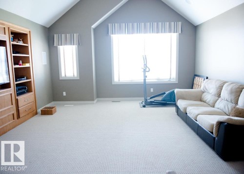 6162 Maynard Crescent Nw, Edmonton, AB - Indoor
