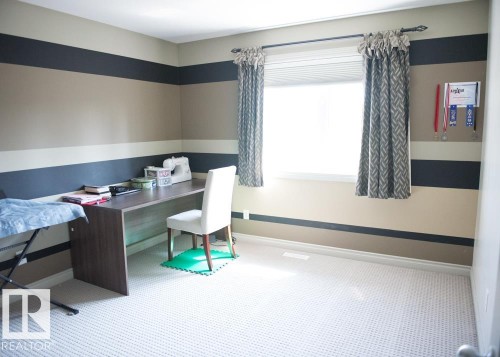 6162 Maynard Crescent Nw, Edmonton, AB - Indoor