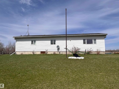 1308 Twp Rd 570, Rural Barrhead County, AB - Outdoor