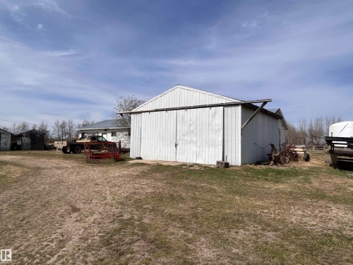 1308 Twp Rd 570, Rural Barrhead County, AB - Outdoor
