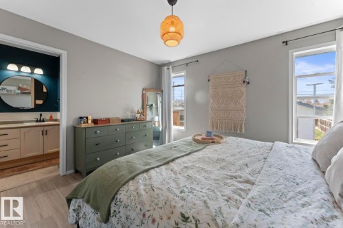 4813 50 Avenue, Cold Lake, AB - Indoor Photo Showing Bedroom