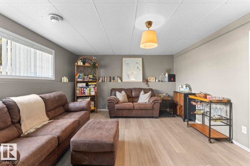 4813 50 Avenue, Cold Lake, AB - Indoor Photo Showing Living Room