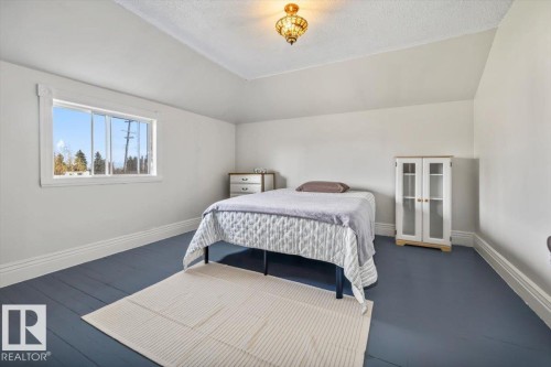 4802 50 Street, Andrew, AB - Indoor Photo Showing Bedroom