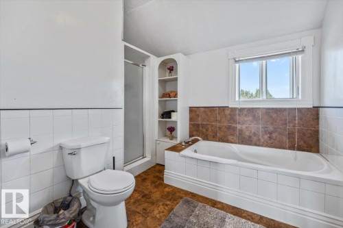 4802 50 Street, Andrew, AB - Indoor Photo Showing Bathroom
