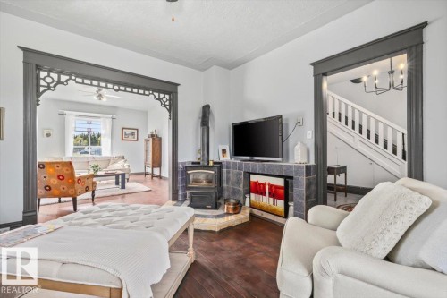 4802 50 Street, Andrew, AB - Indoor