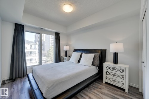 407 10303 111 Street, Edmonton, AB - Indoor Photo Showing Bedroom