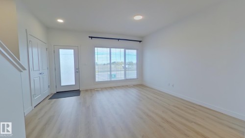 Main 1037 Aster Boulevard, Edmonton, AB - Indoor Photo Showing Other Room