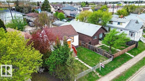11706 80 Street, Edmonton, AB - Outdoor