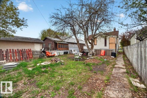 11706 80 Street, Edmonton, AB - Outdoor