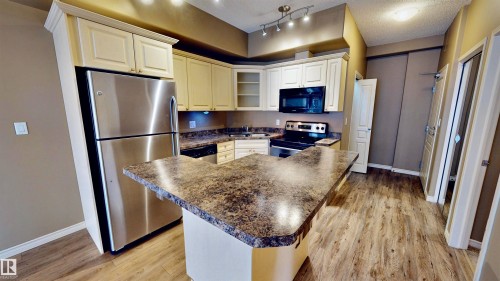 503 10319 111 Street, Edmonton, AB - Indoor Photo Showing Kitchen With Stainless Steel Kitchen