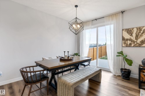 4853 Kinney Road, Edmonton, AB - Indoor Photo Showing Dining Room