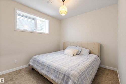 4853 Kinney Road, Edmonton, AB - Indoor Photo Showing Bedroom