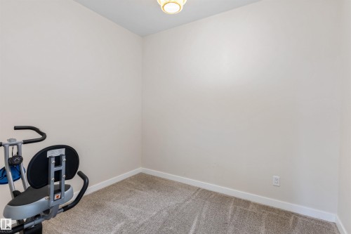 4853 Kinney Road, Edmonton, AB - Indoor Photo Showing Other Room