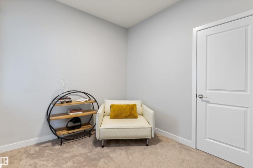 4853 Kinney Road, Edmonton, AB - Indoor