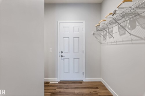 4853 Kinney Road, Edmonton, AB - Indoor Photo Showing Other Room