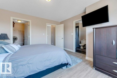 1523 Rutherford Road, Edmonton, AB - Indoor Photo Showing Bedroom
