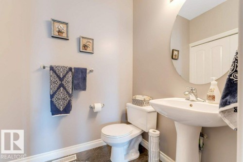 1523 Rutherford Road, Edmonton, AB - Indoor Photo Showing Bathroom