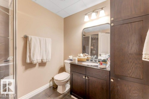 1523 Rutherford Road, Edmonton, AB - Indoor Photo Showing Bathroom