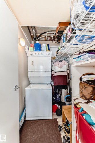 424 4312 139 Avenue, Edmonton, AB - Indoor Photo Showing Laundry Room