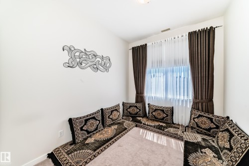 424 4312 139 Avenue, Edmonton, AB - Indoor