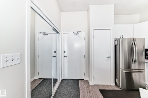 424 4312 139 Avenue, Edmonton, AB - Indoor Photo Showing Other Room