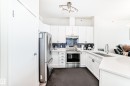 424 4312 139 Avenue, Edmonton, AB  - Indoor Photo Showing Kitchen With Double Sink 