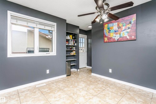 4708 45 Street, Gibbons, AB - Indoor Photo Showing Other Room