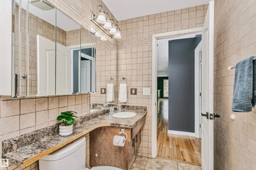 4708 45 Street, Gibbons, AB - Indoor Photo Showing Bathroom