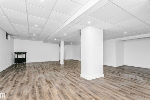 4708 45 Street, Gibbons, AB - Indoor Photo Showing Other Room
