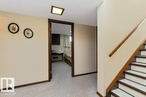 6719 31A Avenue, Edmonton, AB - Indoor Photo Showing Other Room