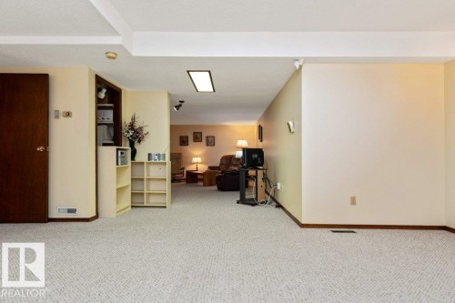 6719 31A Avenue, Edmonton, AB - Indoor Photo Showing Other Room