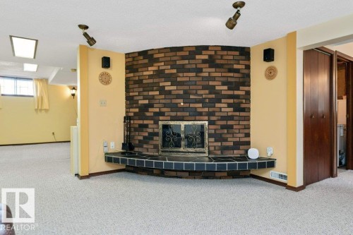 6719 31A Avenue, Edmonton, AB - Indoor With Fireplace