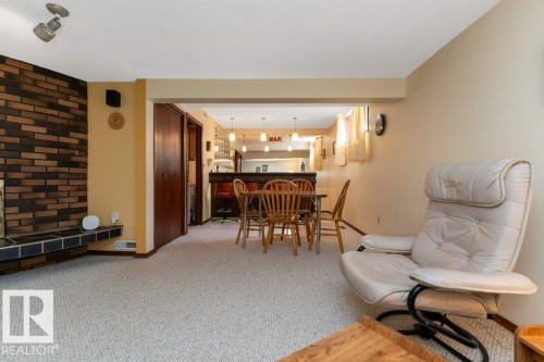 6719 31A Avenue, Edmonton, AB - Indoor