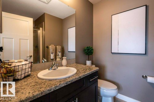 471 Reed Crescent, Leduc, AB - Indoor Photo Showing Bathroom
