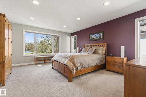 11523 80 Avenue, Edmonton, AB - Indoor Photo Showing Bedroom