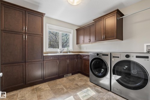 11523 80 Avenue, Edmonton, AB - Indoor Photo Showing Laundry Room