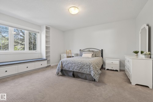 11523 80 Avenue, Edmonton, AB - Indoor Photo Showing Bedroom