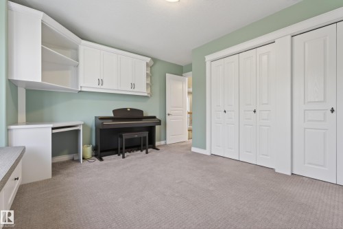 11523 80 Avenue, Edmonton, AB - Indoor