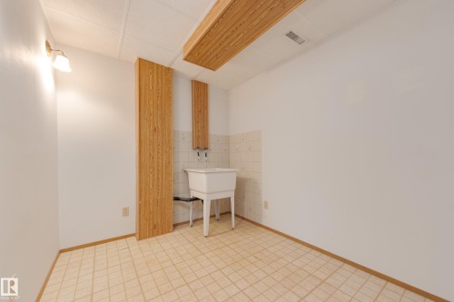 17310 Callingwood Road, Edmonton, AB - Indoor Photo Showing Other Room