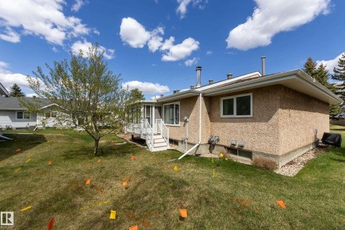 17310 Callingwood Road, Edmonton, AB - Outdoor