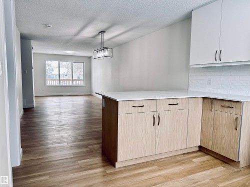 4843 115 Avenue, Edmonton, AB - Indoor