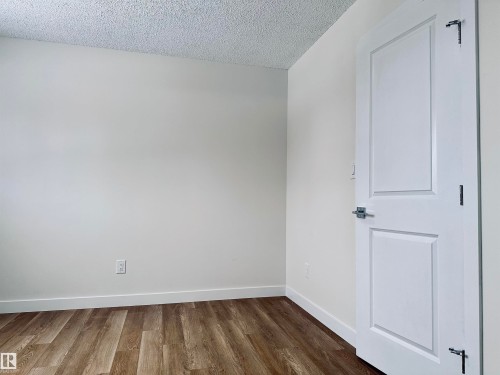 4843 115 Avenue, Edmonton, AB - Indoor Photo Showing Other Room